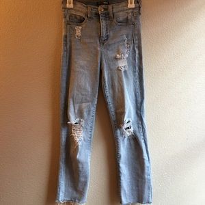 Fashion Nova ripped Jeans